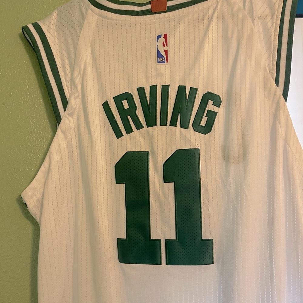 Kyrie Irving Boston Celtics jersey #11